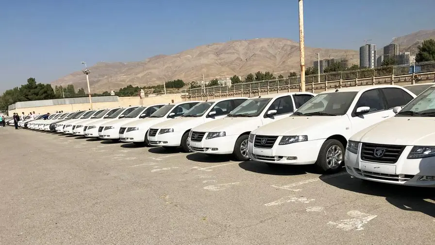 مزایده اینترنتی ایران خودرو؛ عرضه خودروهای صفر و اسقاطی